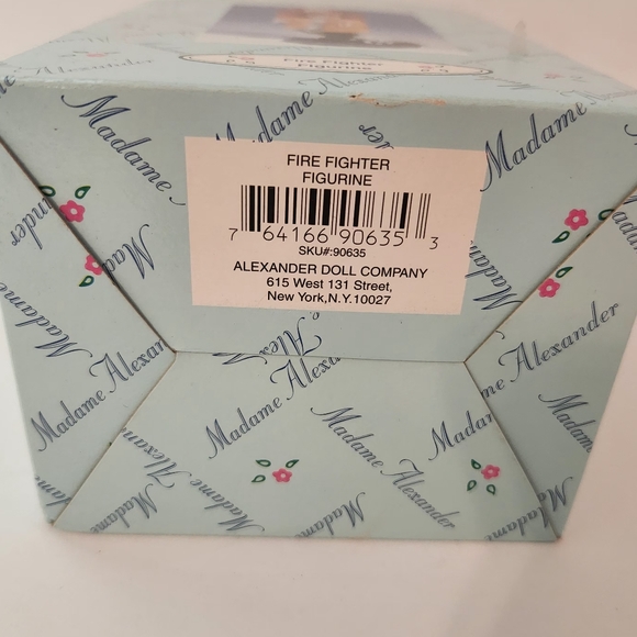 Madame Alexander Fire Fighter - Picture 2 of 9